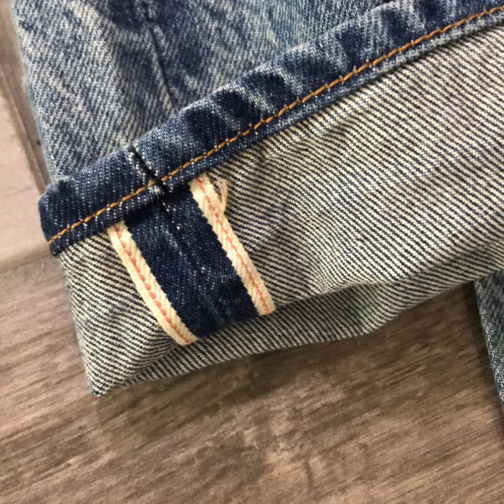 LAST ONE Levi’s Iconic Selvedged Wedgie Fit Jeans - Picture 8 of 8